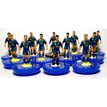 Subbuteo Andrew Table Soccer Dynamo Zagreb away kit on classic Hasbro Bases